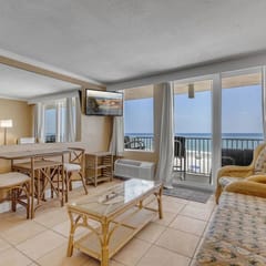 Oceanfront Resort Condo | Beach + Pool Views