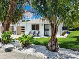 White Sands & Beach Paradise!