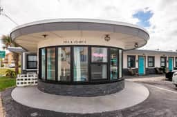 Walk to the Beach | Queens Suite | Pet Friendly