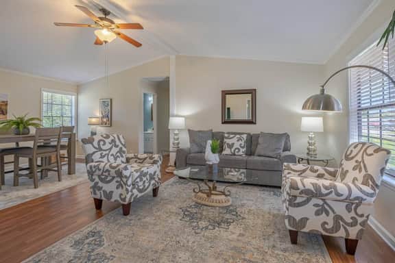 Steps from Pool, Large, Clean Getaway Near River
