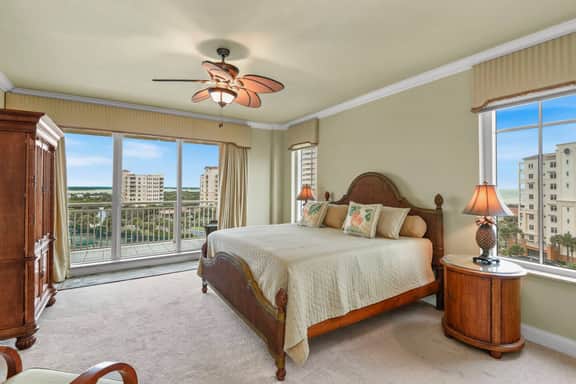 Oceanfront Minorca Condo • 7th Floor • Pool • NSB