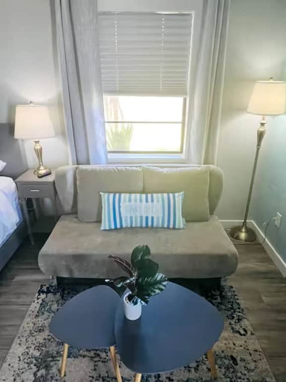 Beach Getaway | King Bed + Sofa Bed | Pets OK