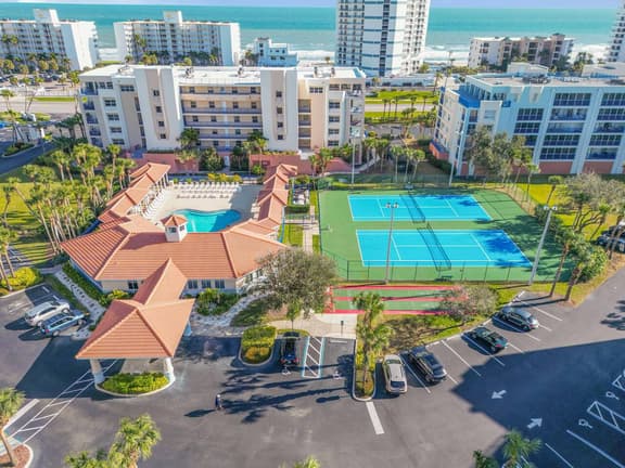 Spacious 3BR Ocean Walk Condo • Multiple Decks