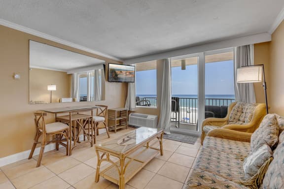 Oceanfront Resort Condo | Beach + Pool Views - Image 1