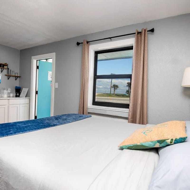 Walk to the Beach | Queens Suite | Pet Friendly